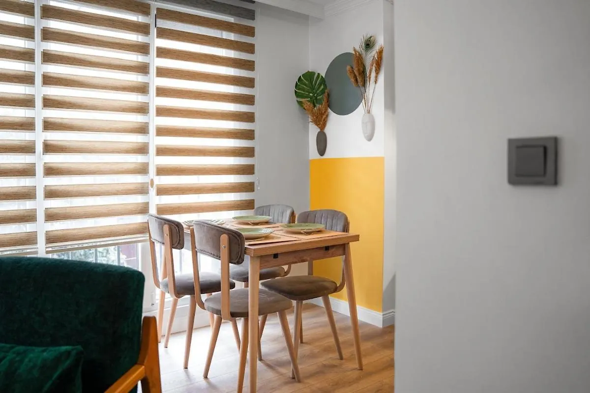 Forest Inspired Designed 1Br Luxury Flat In Tomtom Istanbul